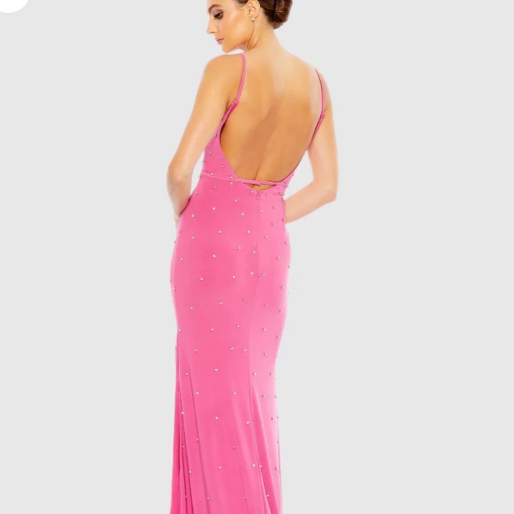 Mac Duggal Pink Rhinestone Embellished Sleeveless V-Neck Gown - Picture 2 of 11